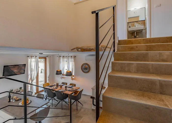 Dom wakacyjny Gorgeous In With Wifi Vodnjan